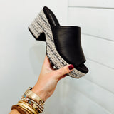 Totally Buggin Wedge - Black