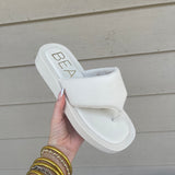 Izzie Thong Sandal - Ivory