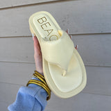 IZZIE THONG SANDAL- YELLOW