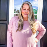 CURVY SOFT RIBBED SCOOP NECK TOP- COOL MAUVE