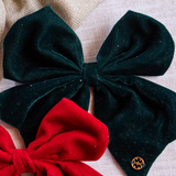 Mary Square | Velvet Green Magnetic Bow - Final Sale